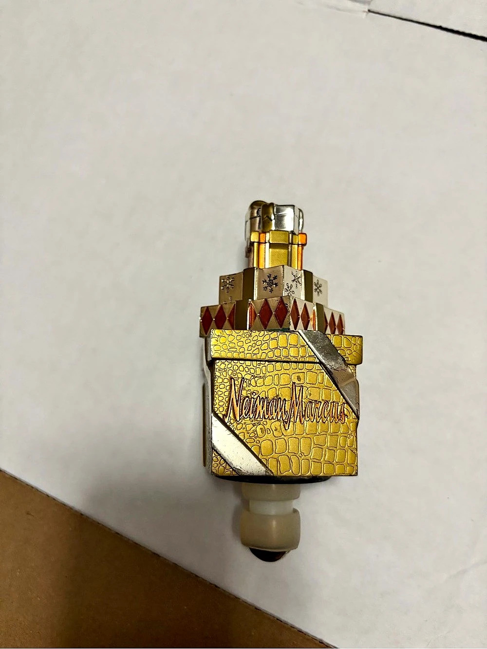 Neiman Marcus Gold Decorative Bottle Stopper